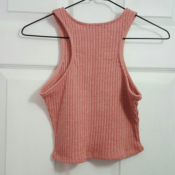 Pink crop top - Picture 2 of 3